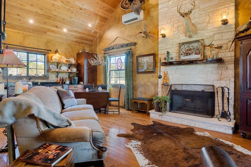 image Spoon Mountain Glamping