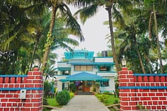 Megh Villa | 5 Bhk Private Pool Villa in Alibaug 5 Megh Villa Alibag: villa exterior and grounds