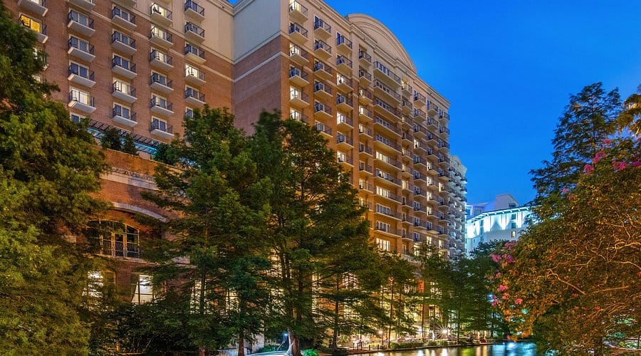 Romantic Weekend Getaways Near San Antonio: 10 Top Picks 2026 7 The Westin Riverwalk: Top-Tier Romantic Hotels Near San Antonio